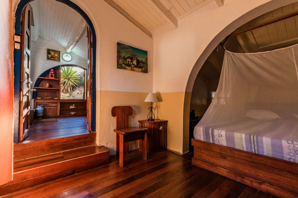 Photo Captain's Cabin